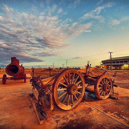 Marree Hotel Екстериор снимка